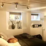 Vakker, Svaert Sentral Med 3 Soverom Осло