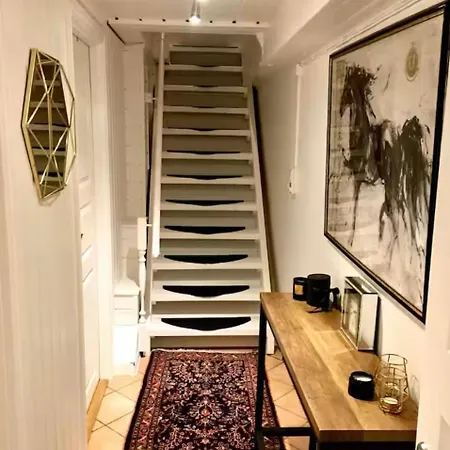 Appartement Vakker, Svaert Sentral Med 3 Soverom Oslo