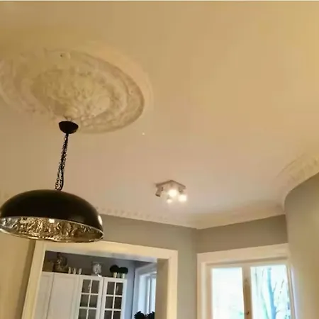 Vakker, Svaert Sentral Med 3 Soverom * 오슬로