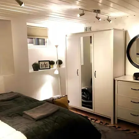 Apartment Vakker, Svaert Sentral Med 3 Soverom *