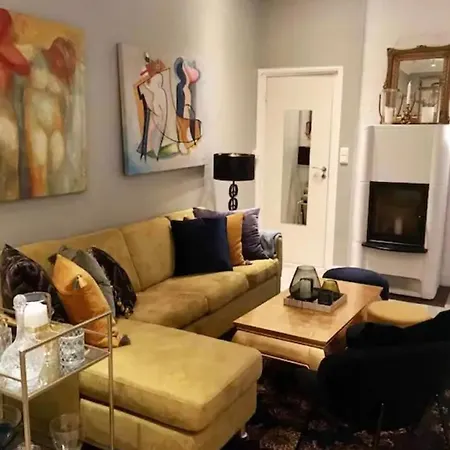 Vakker, Svaert Sentral Med 3 Soverom * Oslo