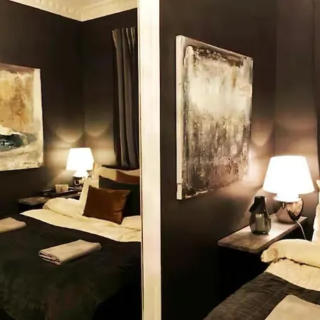 Vakker, Svaert Sentral Med 3 Soverom *