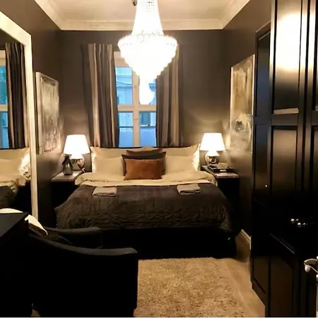 Vakker, Svaert Sentral Med 3 Soverom Apartment