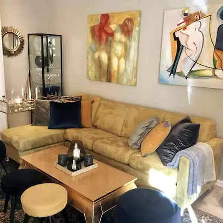 Vakker, Svaert Sentral Med 3 Soverom Daire *
